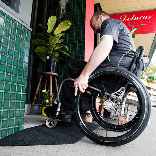 1:10 Gradient Rubber Disability Access Ramp – 1000mm Wide